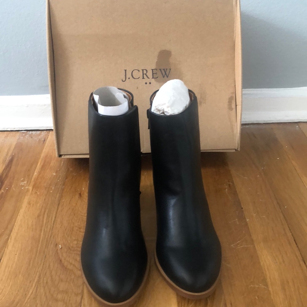 New j. Crew leather ankle boots size 71/2